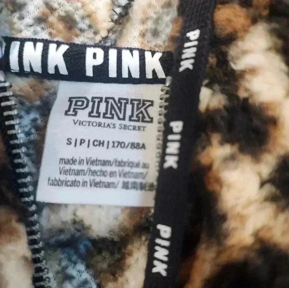 Victoria’s Secret PINK Cheetah Leopard Sherpa Hoodie Jacket Half Zip Up Small - Picture 4 of 6